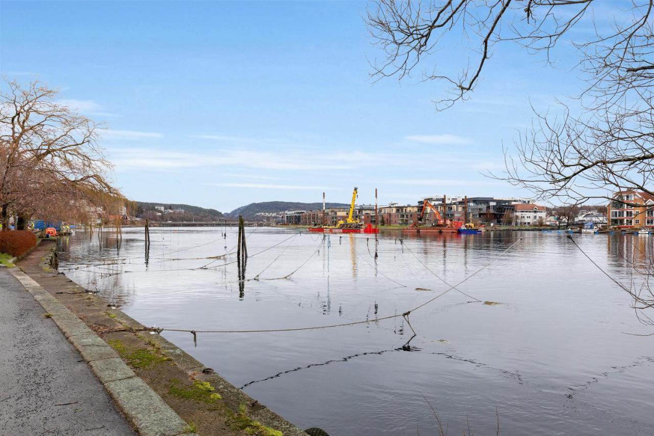Stylish Apartment With Beautiful Views Of The River, Beach Nearby Kristiansand Exterior photo